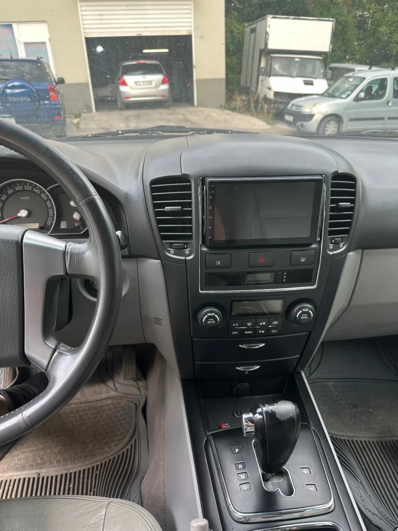 Kia Sorento 3.3, снимка 6 - Автомобили и джипове - 47465405