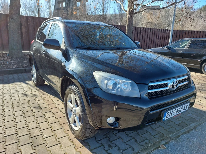 Toyota Rav4, снимка 1 - Автомобили и джипове - 48603290