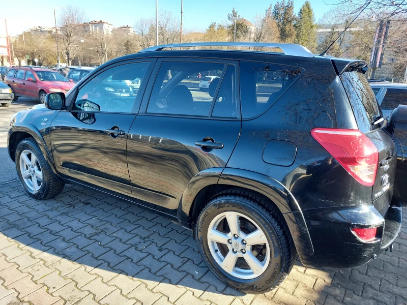 Toyota Rav4, снимка 2 - Автомобили и джипове - 48603290