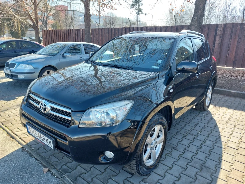 Toyota Rav4, снимка 11 - Автомобили и джипове - 48603290