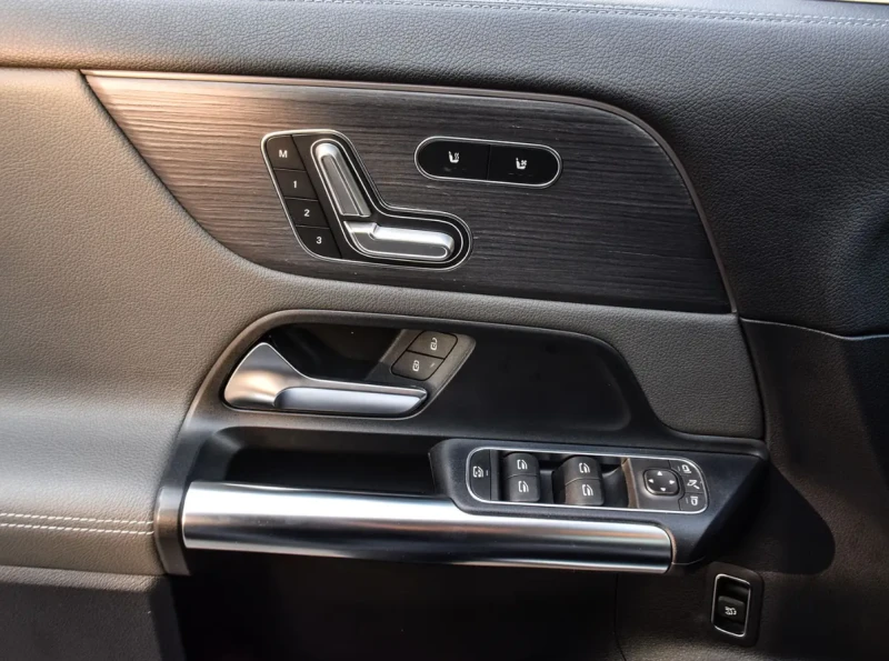 Mercedes-Benz GLA 45 AMG 2021 Mercedes-Benz GLA45 AMG, снимка 10 - Автомобили и джипове - 52402423