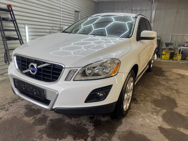 Volvo XC60 2, 4D D5 204k.c, снимка 7 - Автомобили и джипове - 52709718