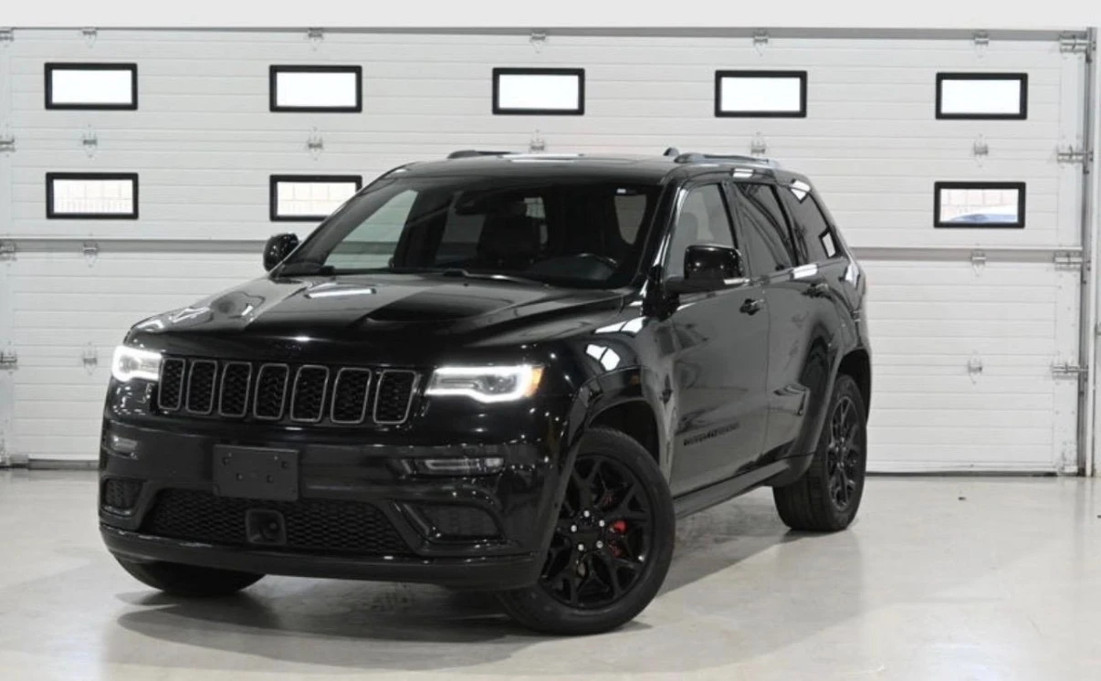 Jeep Grand cherokee 5.7 V8 * * КАМЕРА * * CARPLAY * * CARFAX * * , снимка 1