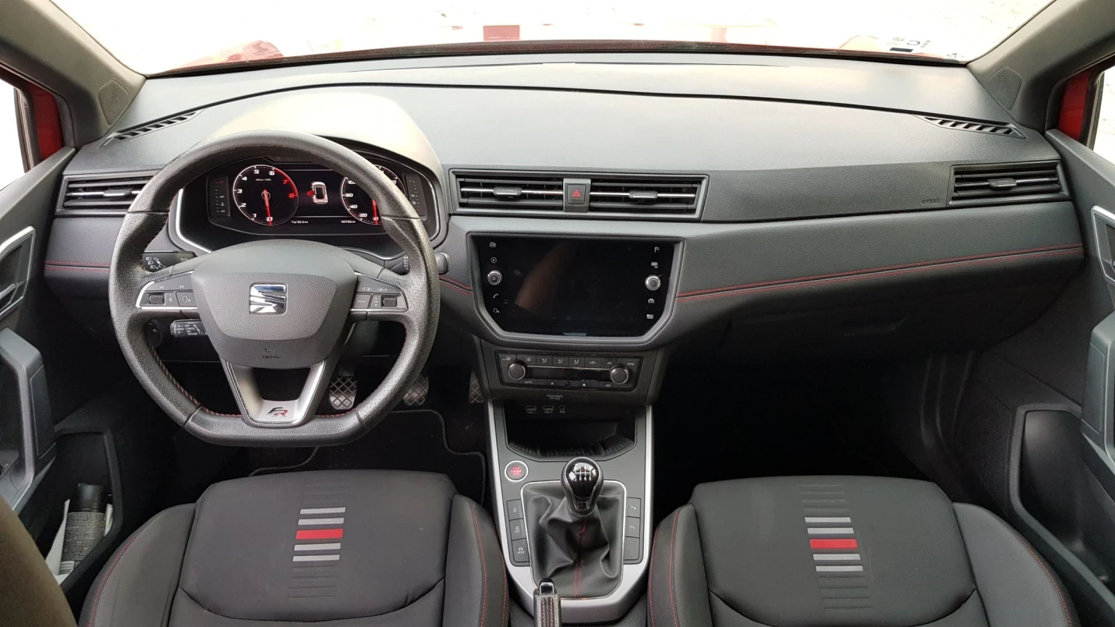 Seat Arona FR Tsi - изображение 8