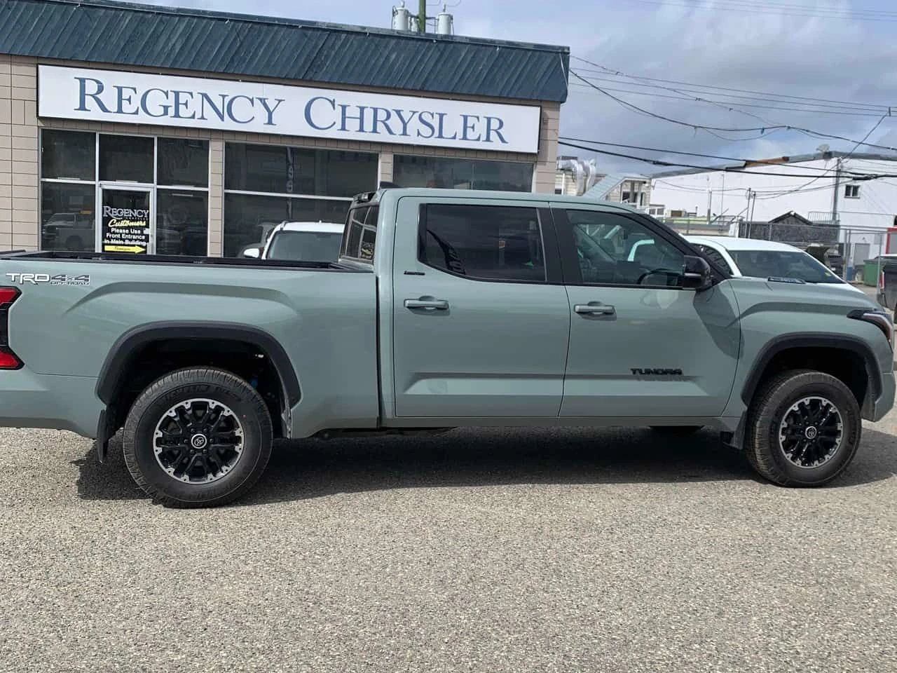 Toyota Tundra * Limited Hybrid TRD PRO * DISTRONIC* ОБДУХВАНЕ* , снимка 3 - Автомобили и джипове - 54210356