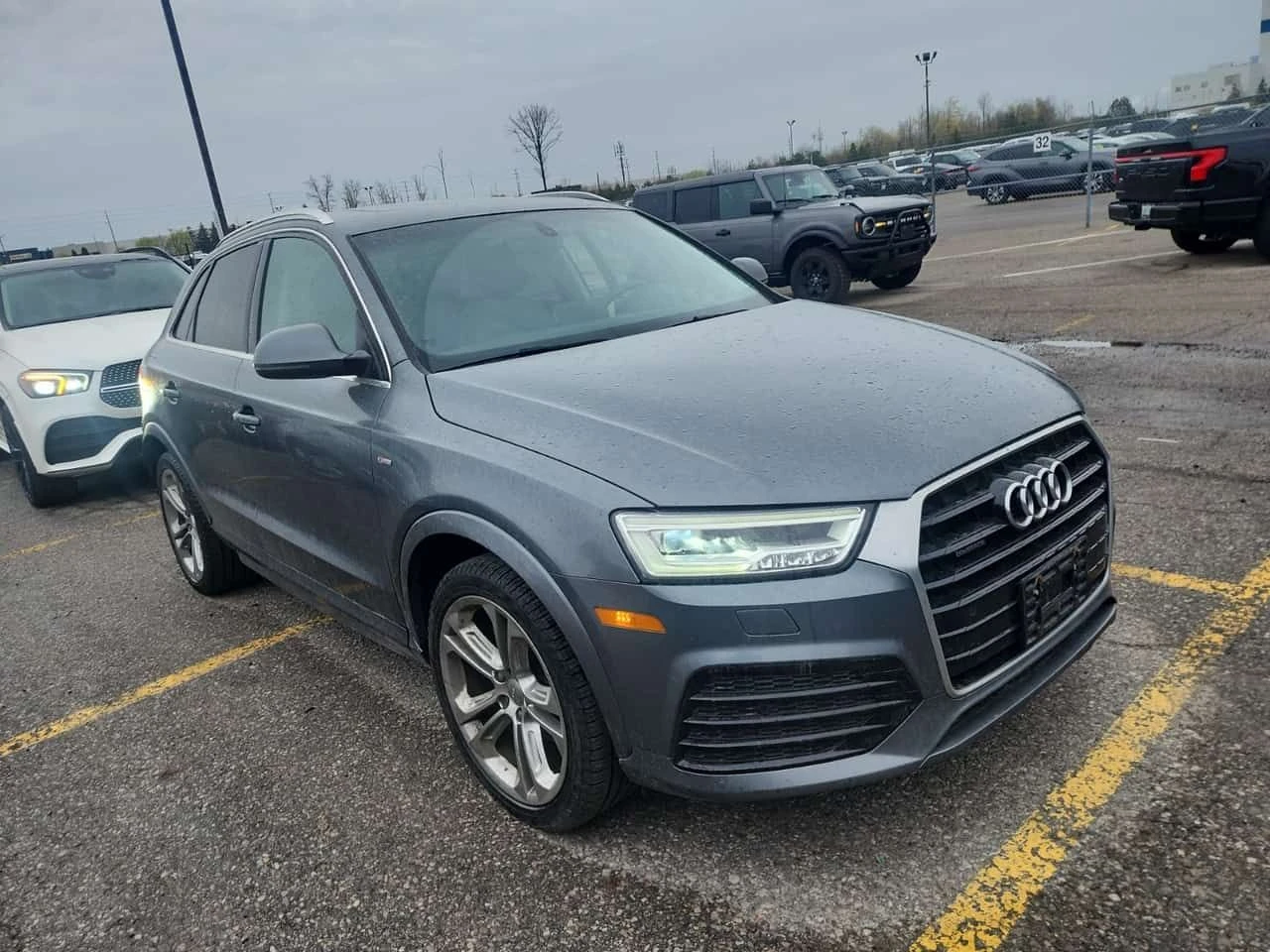 Audi Q3 * TECHNIK * CARFAX * БЕЗ ПЪРВОНАЧАЛНА ВНОСКА, снимка 2 - Автомобили и джипове - 54432468