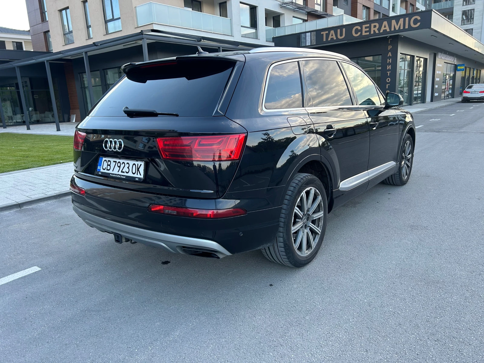 Audi Q7 3.0TFSI PREMIUM+                       , снимка 3 - Автомобили и джипове - 54782885