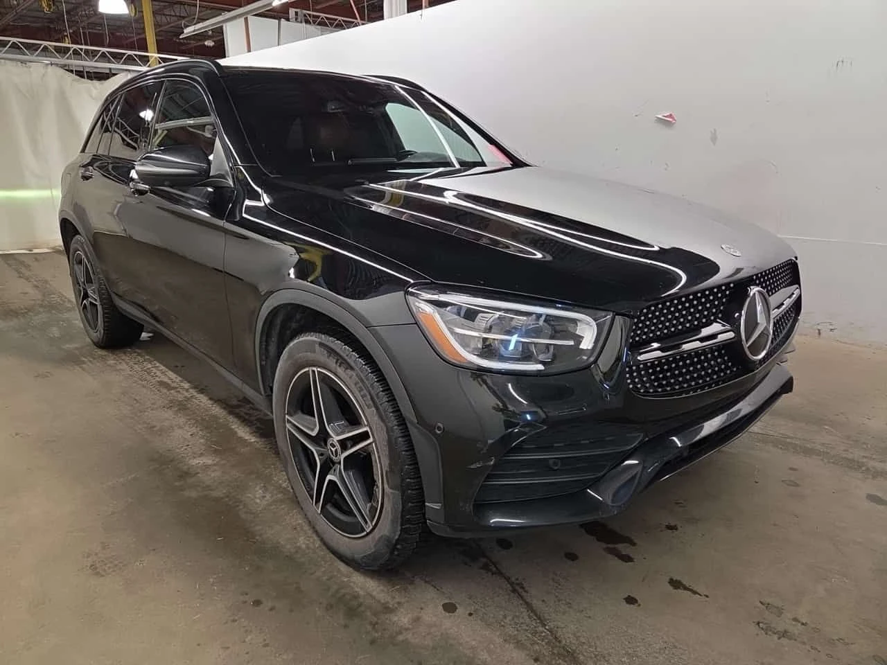 Mercedes-Benz GLC 300 * CARFAX * ПАНОРАМА * 2 КЛЮЧА * АВТОКРЕДИТ * , снимка 2 - Автомобили и джипове - 54910797
