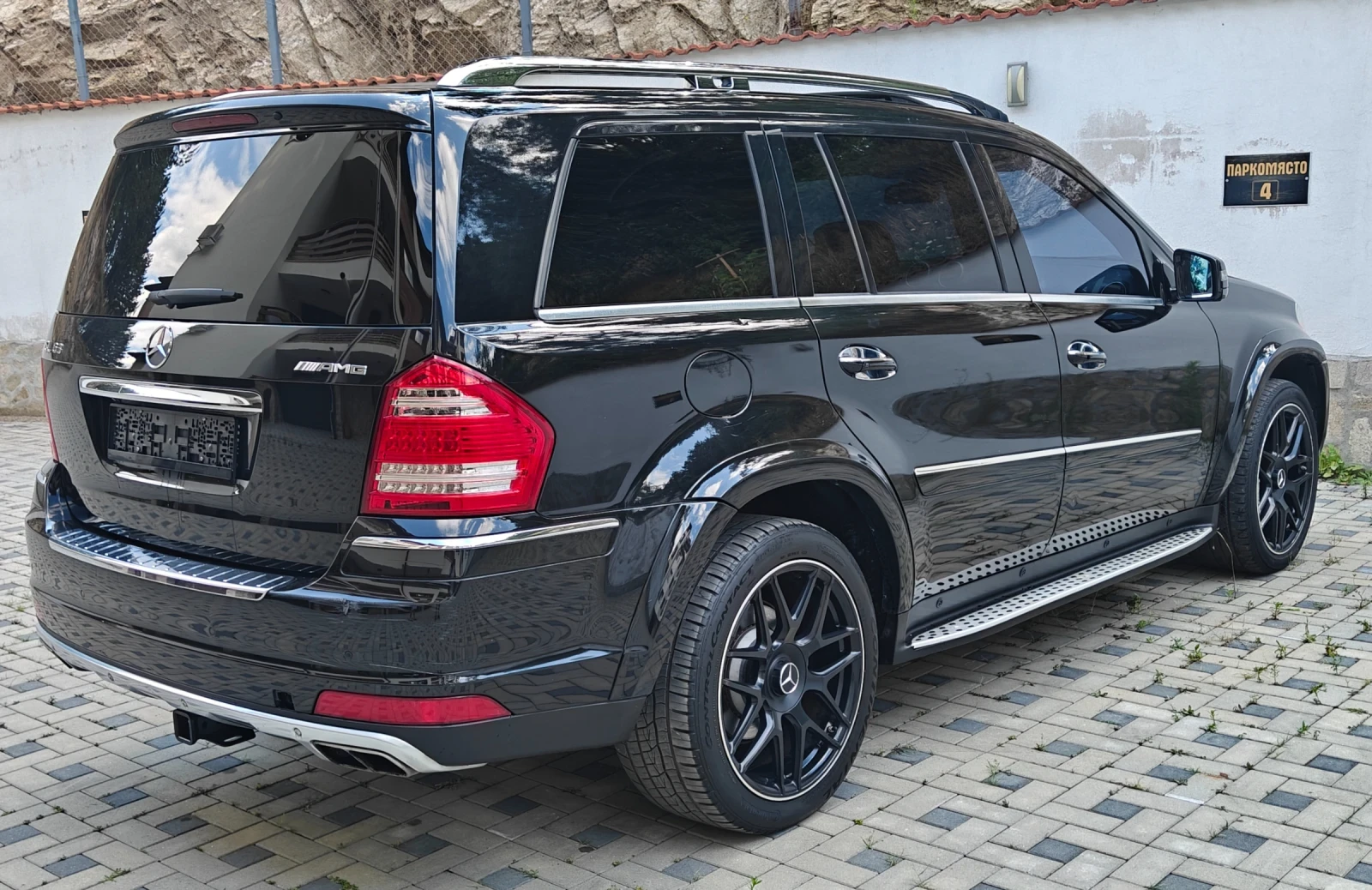Mercedes-Benz GL 500 * AMG* GRAND EDITION , снимка 4 - Автомобили и джипове - 55747736