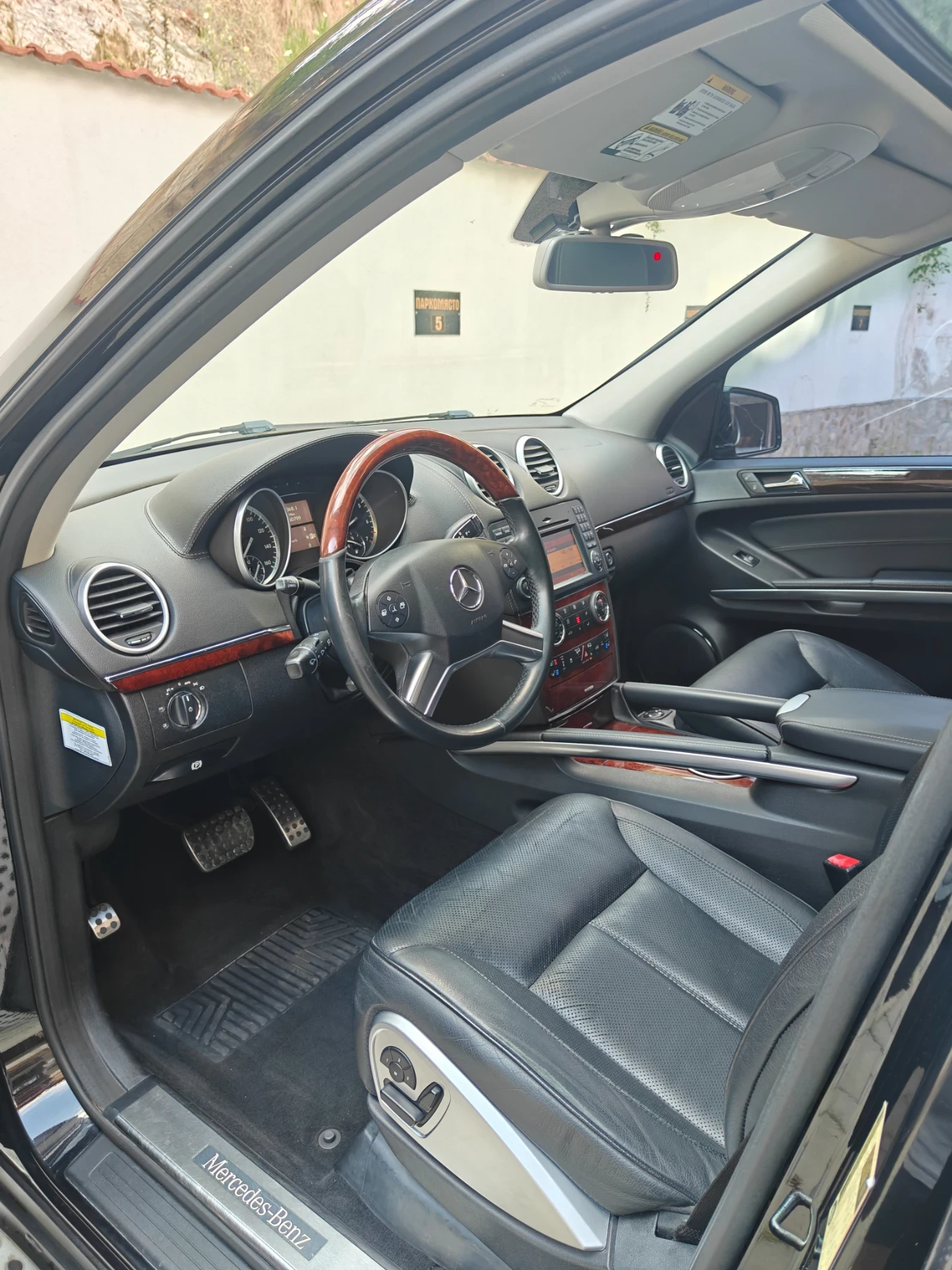 Mercedes-Benz GL 500 * AMG* GRAND EDITION , снимка 10 - Автомобили и джипове - 55747736