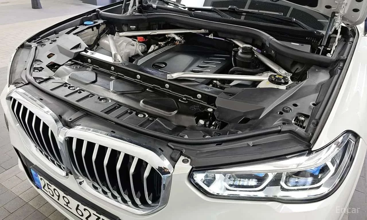 BMW X5 30D * M ПАКЕТ * ОБДУХВАНЕ * 360 * , снимка 6 - Автомобили и джипове - 56352059