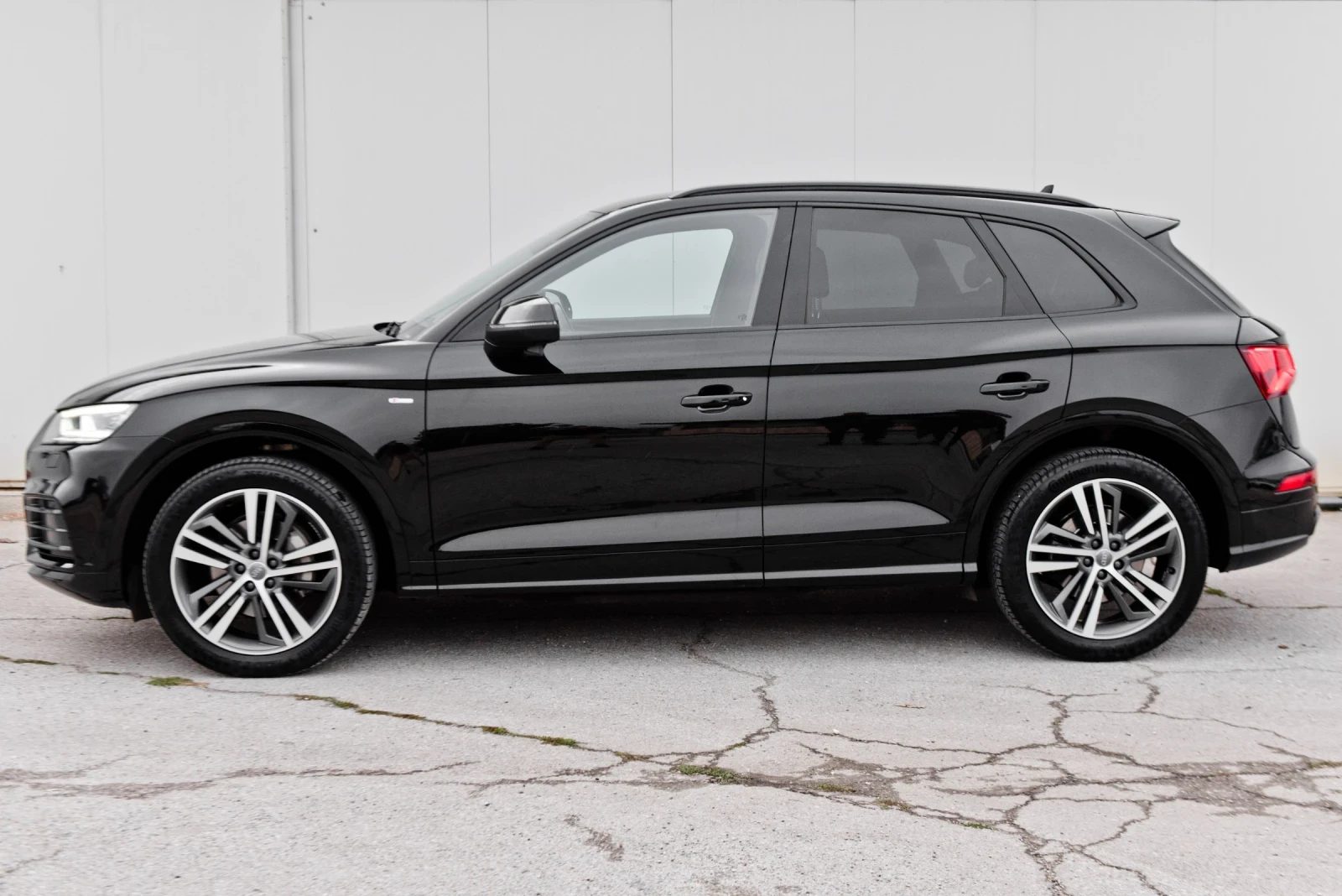 Audi Q5, снимка 6 - Автомобили и джипове - 56508976