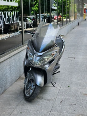 Suzuki Burgman AN 400