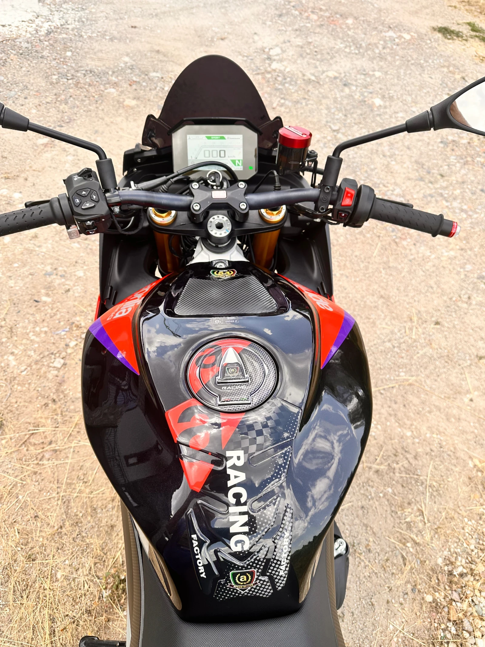 Aprilia Tuono V4 FACTORY 1100, снимка 7 - Мотоциклети и мототехника - 55100548