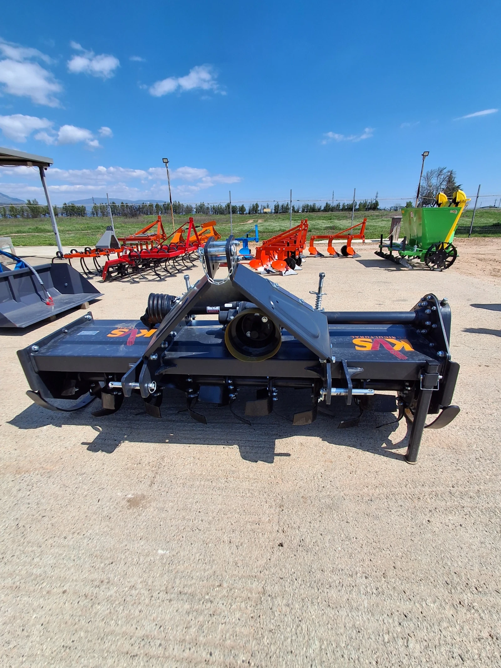 Фреза Друга марка KVS С от 1. 1.25 1.35 1.45 1.55 1.80м лек и тежък , снимка 6 - Селскостопанска техника - 54140996