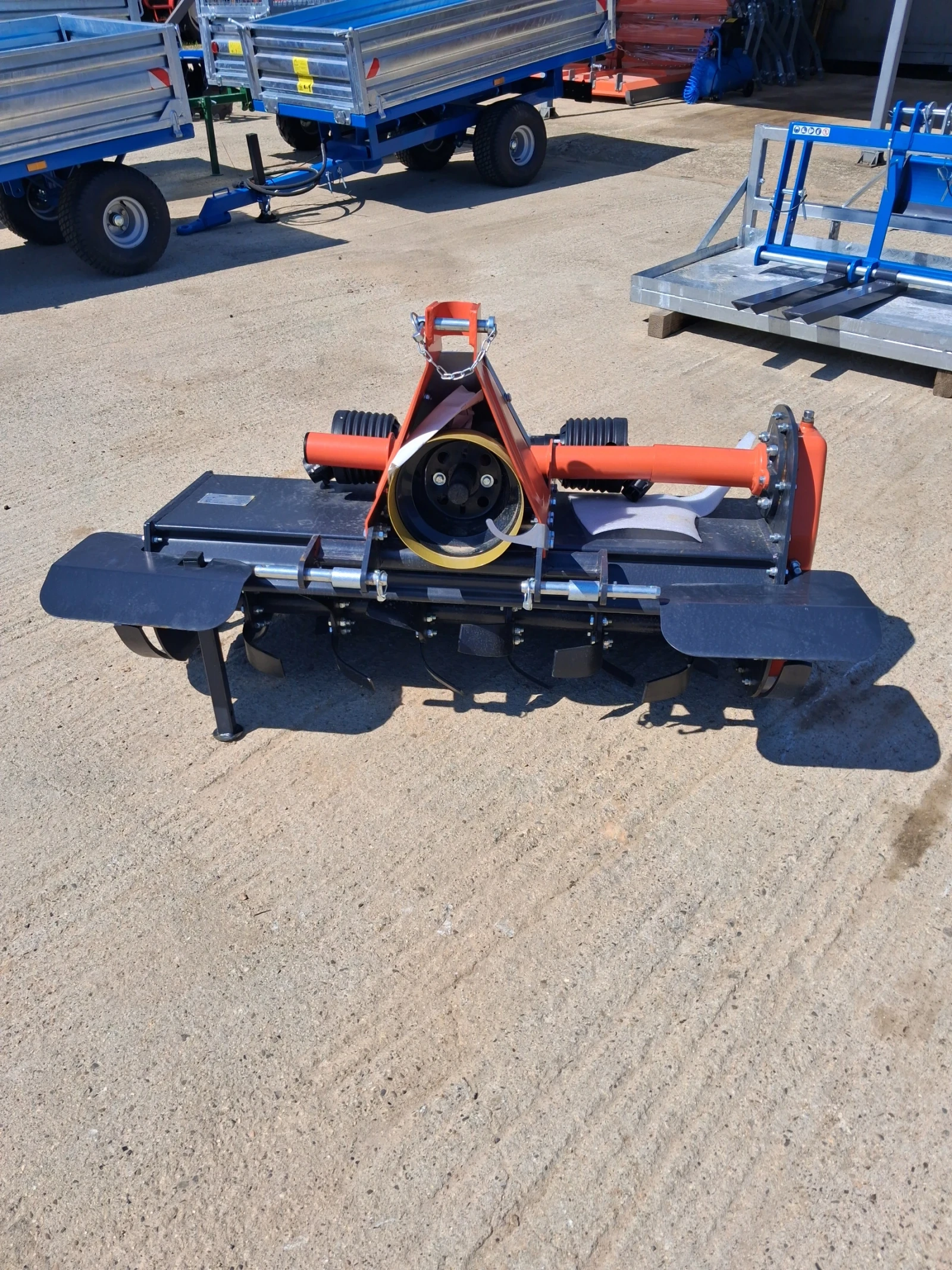 Фреза Друга марка KVS С от 1. 1.25 1.35 1.45 1.55 1.80м лек и тежък , снимка 4 - Селскостопанска техника - 54140996