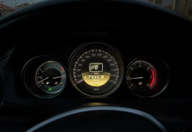 Mercedes-Benz C 200, снимка 11