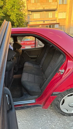 Mercedes-Benz C 180, снимка 6