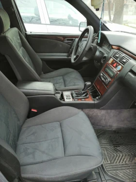 Mercedes-Benz E 250 E250 D , снимка 12