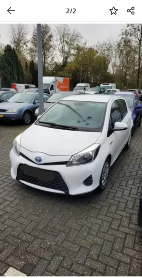 Toyota Yaris  1