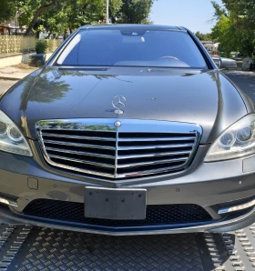 ������ Mercedes-Benz S 550