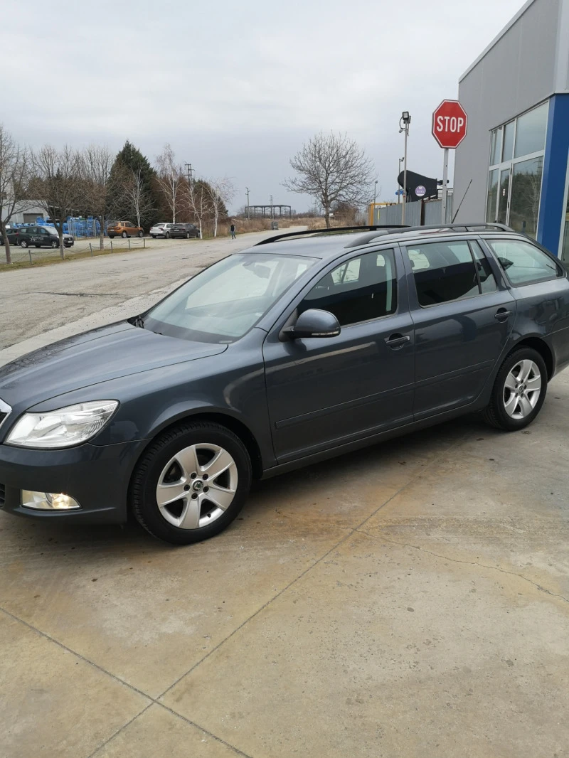 Skoda Octavia, снимка 2 - Автомобили и джипове - 44656378