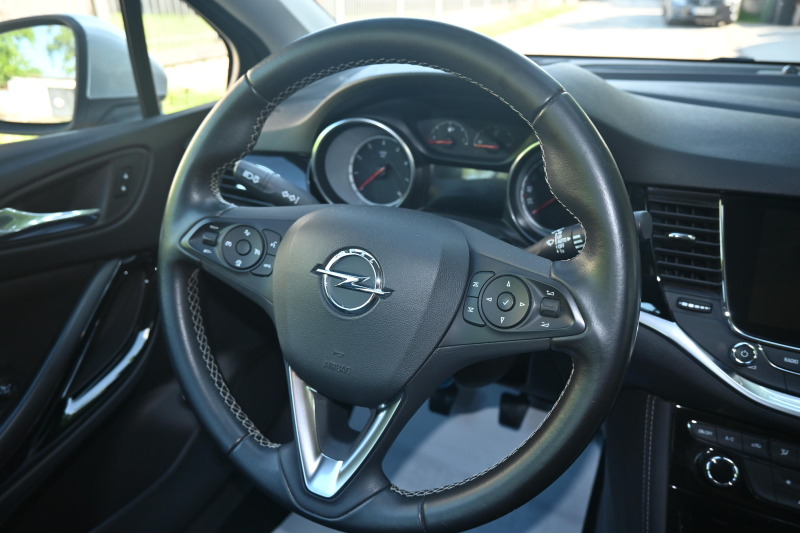 Opel Astra 1.4Turbo= CNG, снимка 13 - Автомобили и джипове - 45523412