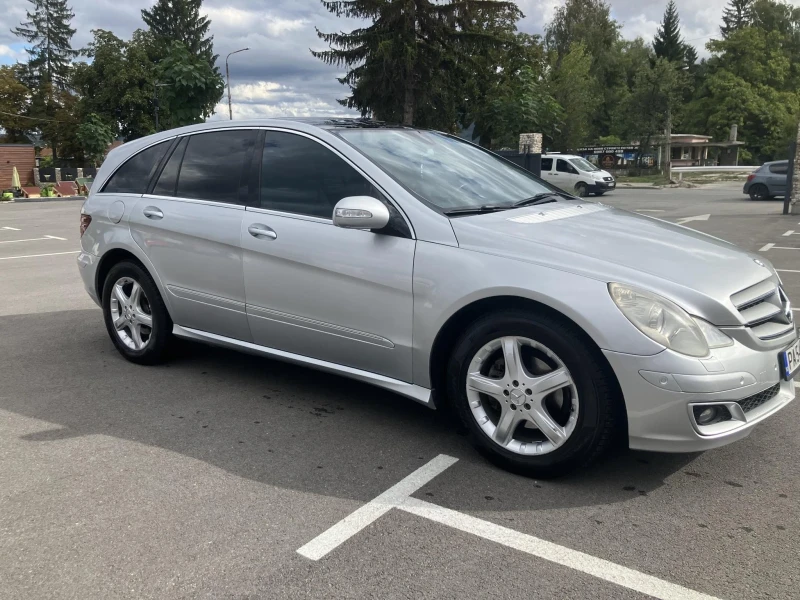 Mercedes-Benz R 320, снимка 2 - Автомобили и джипове - 47260410