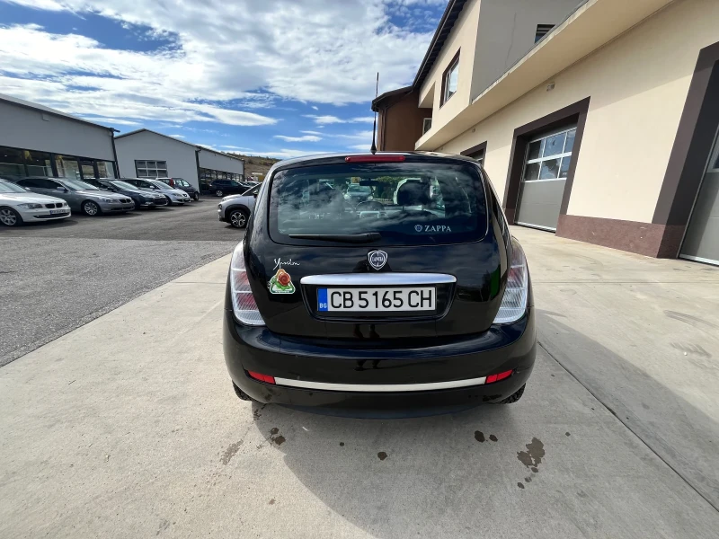 Lancia Ypsilon 1.3 mjet, снимка 2 - Автомобили и джипове - 47596147