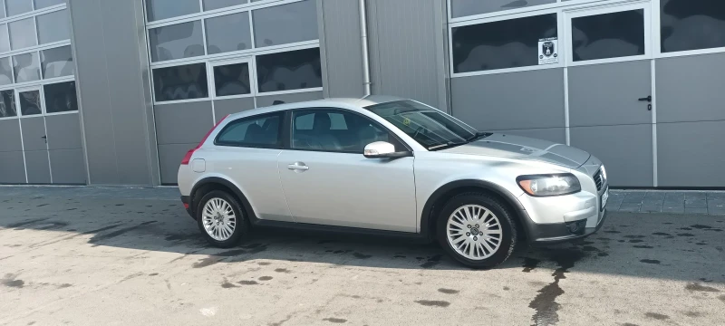 Volvo C30, снимка 6 - Автомобили и джипове - 48987463