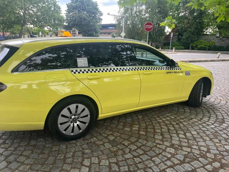 Mercedes-Benz E 200, снимка 4 - Автомобили и джипове - 50404736