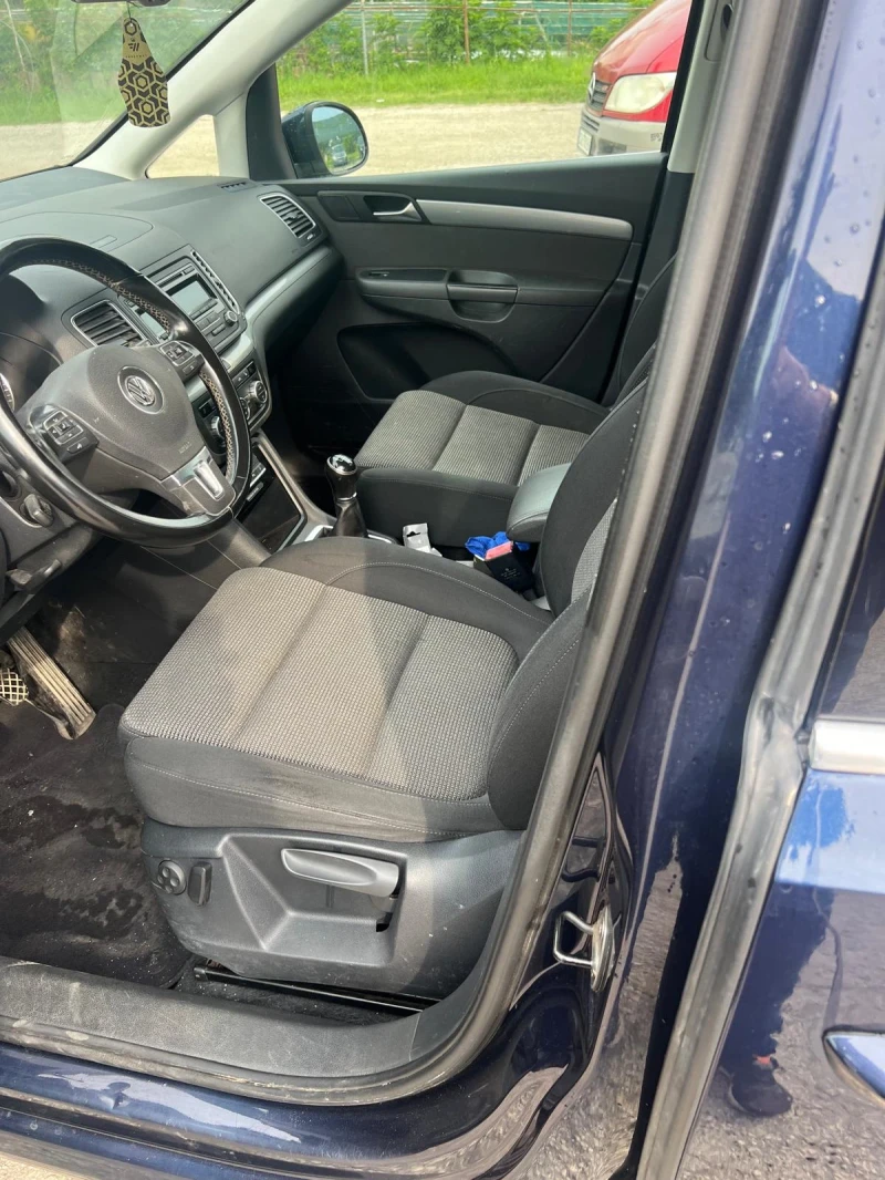 VW Sharan 2.0tdi 4x4, снимка 10 - Автомобили и джипове - 50969504