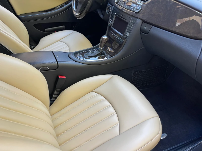 Mercedes-Benz CLS 500 #V8#388KC#FACELIFT#ЛИЗИНГ#7G-TRONIC#KATO HOB!, снимка 7 - Автомобили и джипове - 52017060