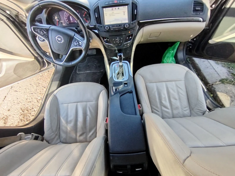 Opel Insignia, снимка 9 - Автомобили и джипове - 52521039
