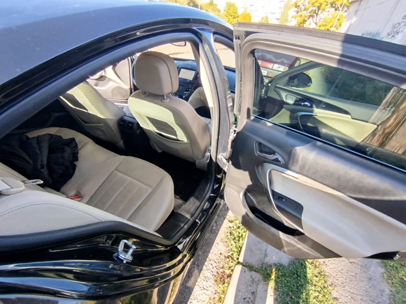 Opel Insignia, снимка 7 - Автомобили и джипове - 52521039