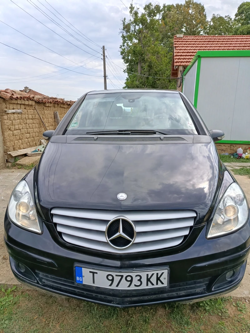 Mercedes-Benz B 180, снимка 5 - Автомобили и джипове - 52180349