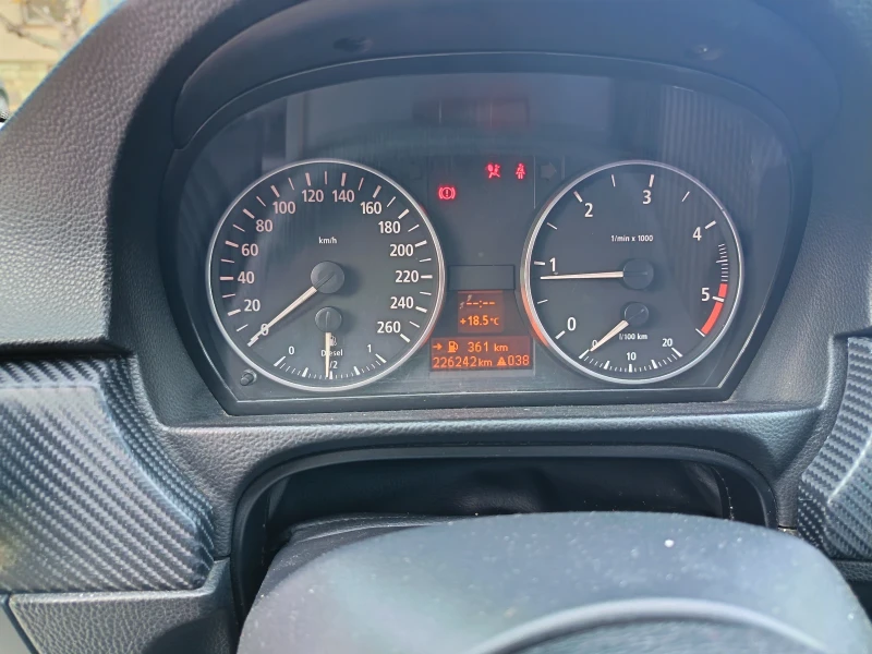 BMW 320 Е90, снимка 6 - Автомобили и джипове - 52457346