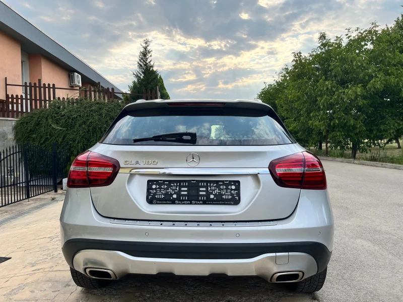 Mercedes-Benz GLA 180, снимка 6 - Автомобили и джипове - 52515275