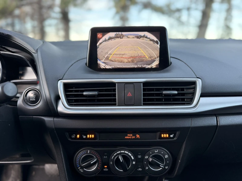 Mazda 3 Mazda 3, снимка 16 - Автомобили и джипове - 52526139