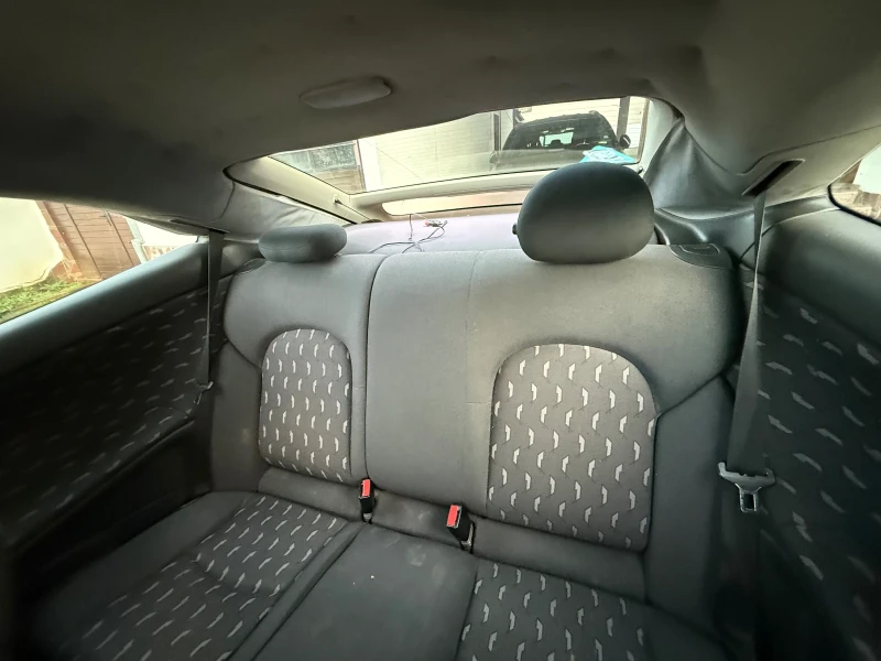 Mercedes-Benz C 180 W 203 Coupe, снимка 10 - Автомобили и джипове - 52730003