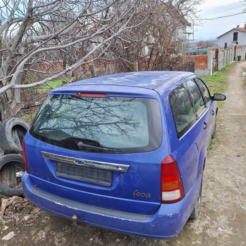 Ford Focus 1.8, снимка 3 - Автомобили и джипове - 53012327