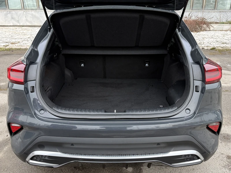 Kia XCeed 1.6 GDI Plug-in Hybrid Facelift, снимка 13 - Автомобили и джипове - 53244292