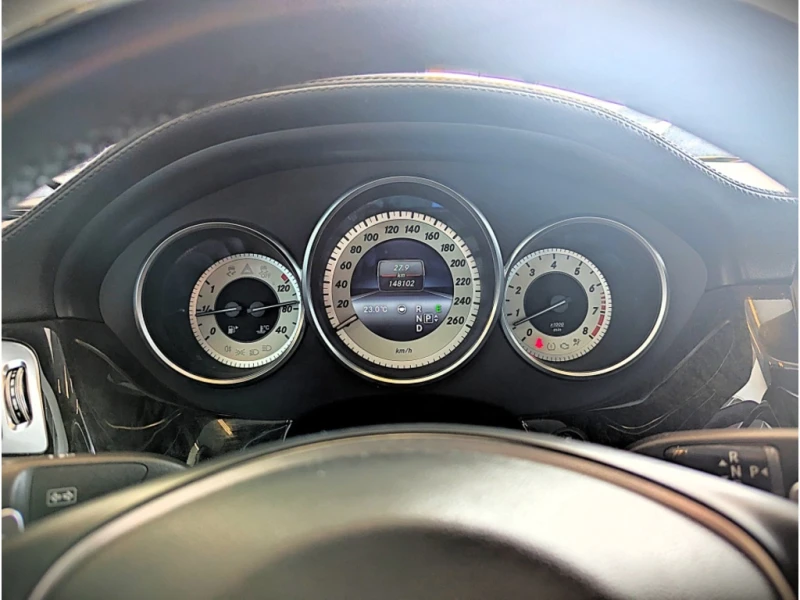 Mercedes-Benz CLS 550, снимка 10 - Автомобили и джипове - 53537159