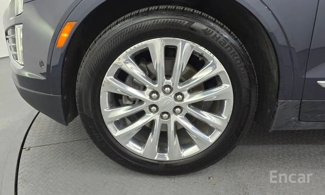 Cadillac XT5 XT5 3.6 Platinum AWD, снимка 16 - Автомобили и джипове - 54152978