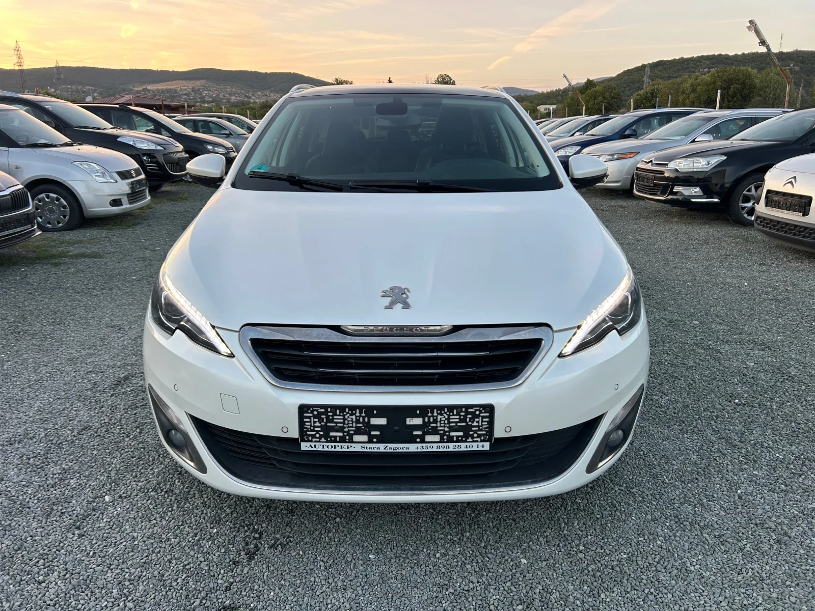 Peugeot 308 1.6HDI ALLURE - изображение 2