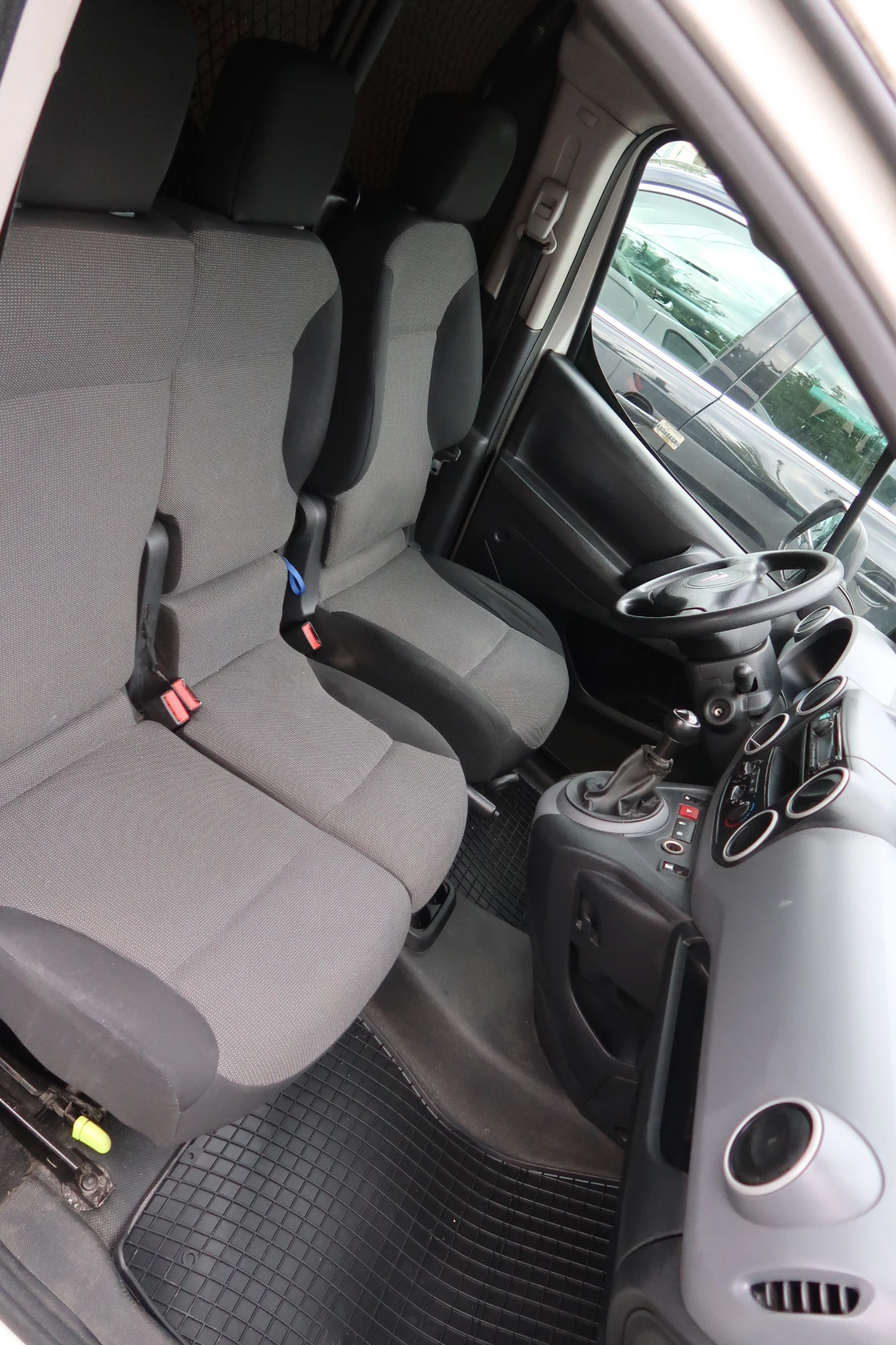 Citroen Berlingo 1.6 HDI 157000km Реални  - изображение 10