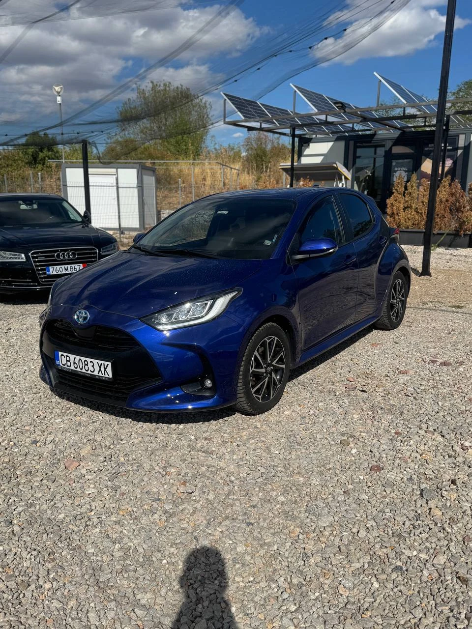 Toyota Yaris HYBRID  - изображение 4