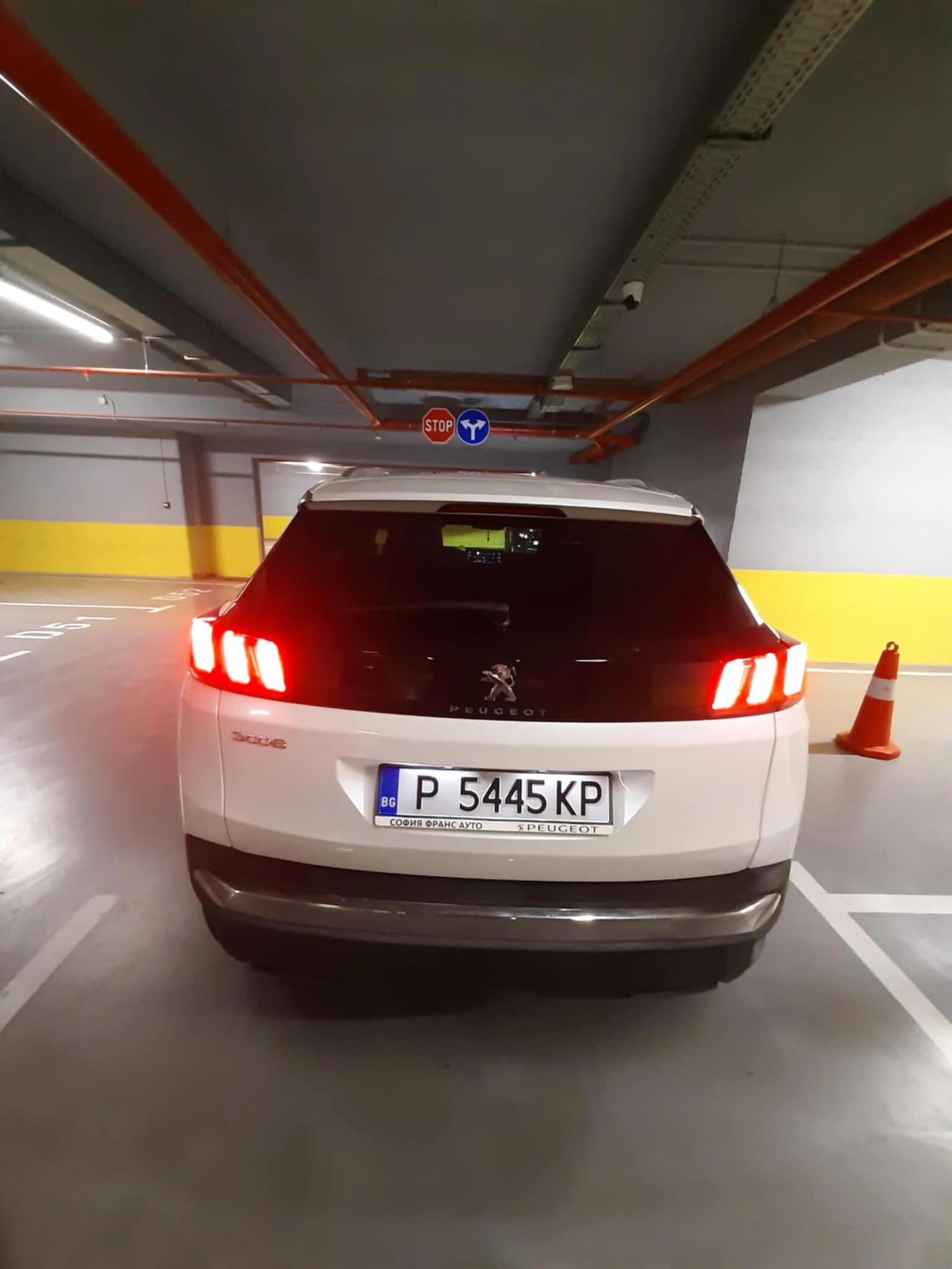 Peugeot 3008 New Line Up ALLURE 1.5 BlueHDi - изображение 4