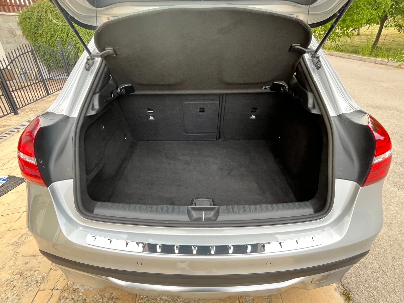 Mercedes-Benz GLA 180 | Mobile.bg   8