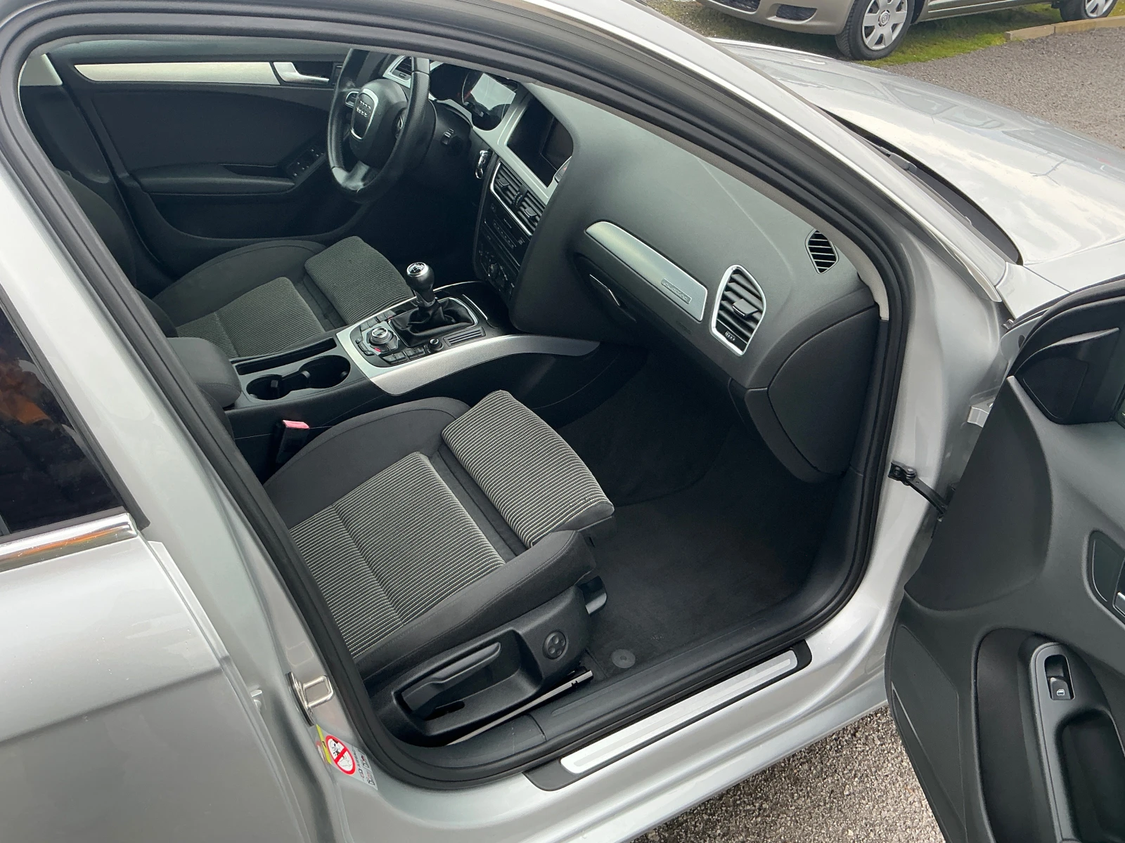 Audi A4 2.0 TDI quattro | Mobile.bg � ����������� 17